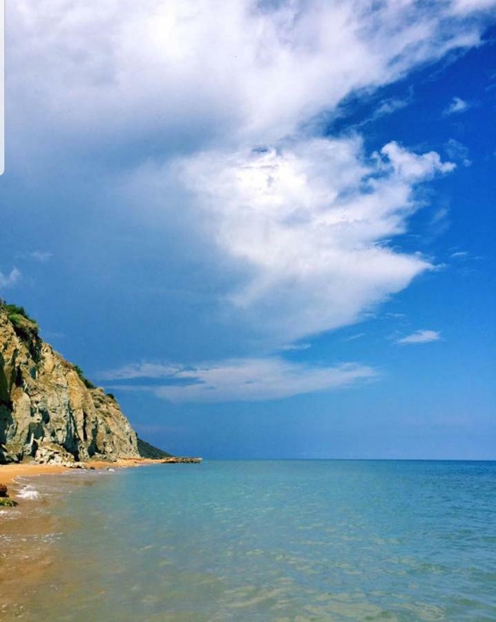 Willa Camping Due Mari Ovile la Marinella Zewnętrze zdjęcie